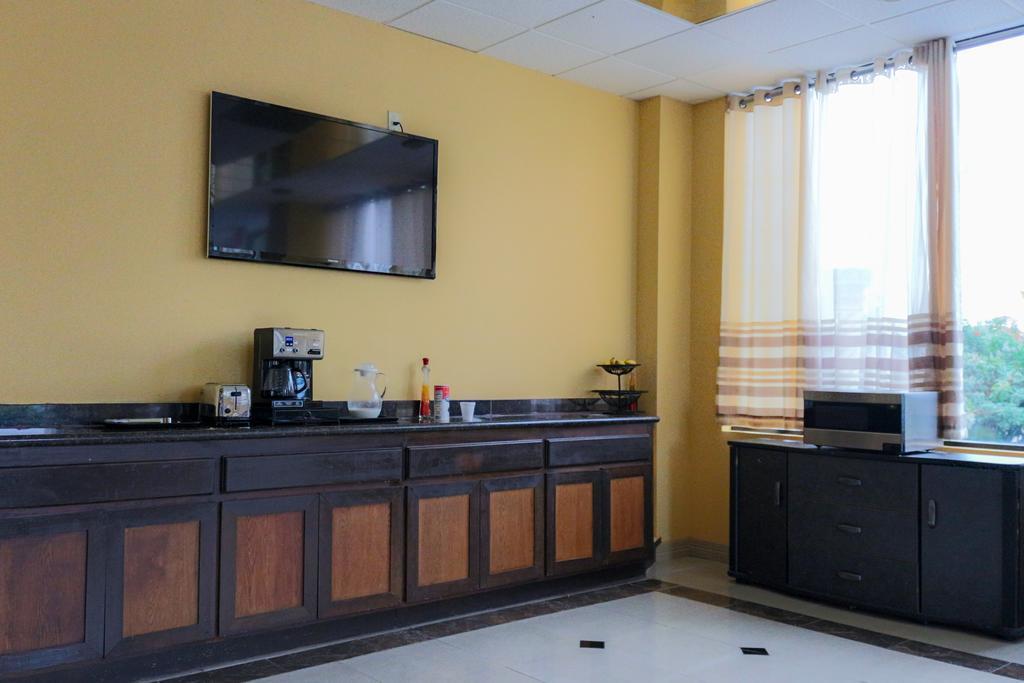 Great Value Inn Houston/Galleria Exterior foto